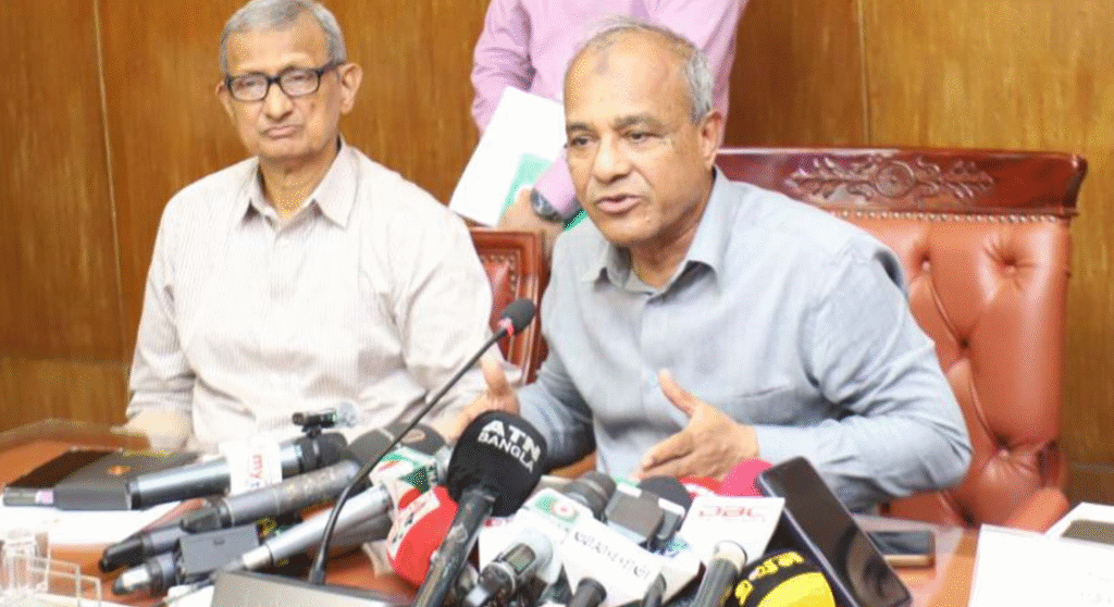 জাতীয় নির্বাচনে ৪৭ হাজার কেন্দ্রে বডি-ওর্ন ক্যামেরা থাকবে: স্বরাষ্ট্র উপদেষ্টা