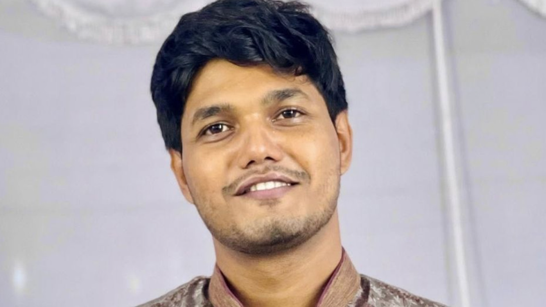 নিয়ম ভাঙেননি আবিদ; আচরণবিধি অনুযায়ী প্রার্থী ভোট কেন্দ্রে যেতে পারেন
