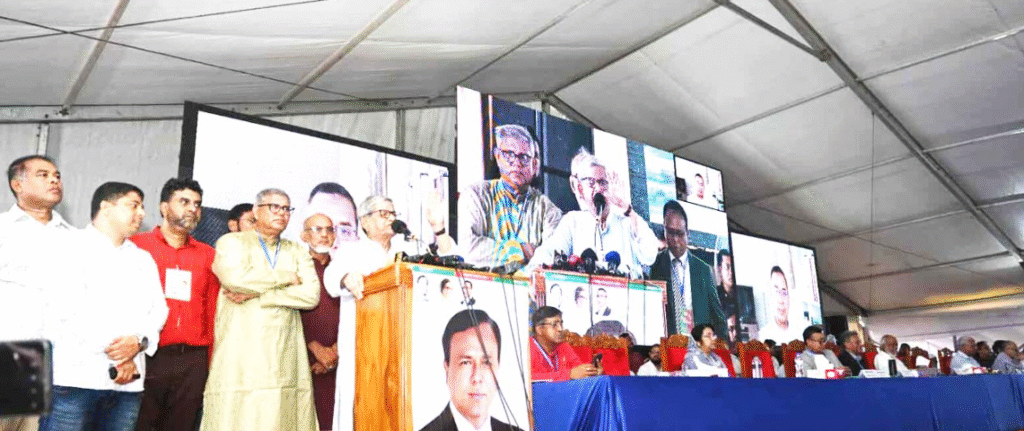 ‘নির্বাচনকে ভিন্নখাতে নেয়ার ষড়যন্ত্র চলছে’ — মির্জা ফখরুল