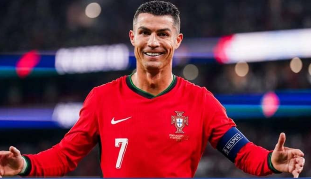 আবারও বিশ্বের সর্বোচ্চ আয়ের ফুটবলার রোনাল্ডো