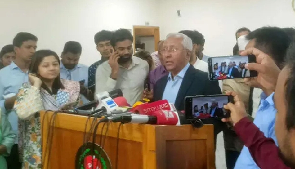 আরও তিন দলকে নিবন্ধন দিল নির্বাচন কমিশন