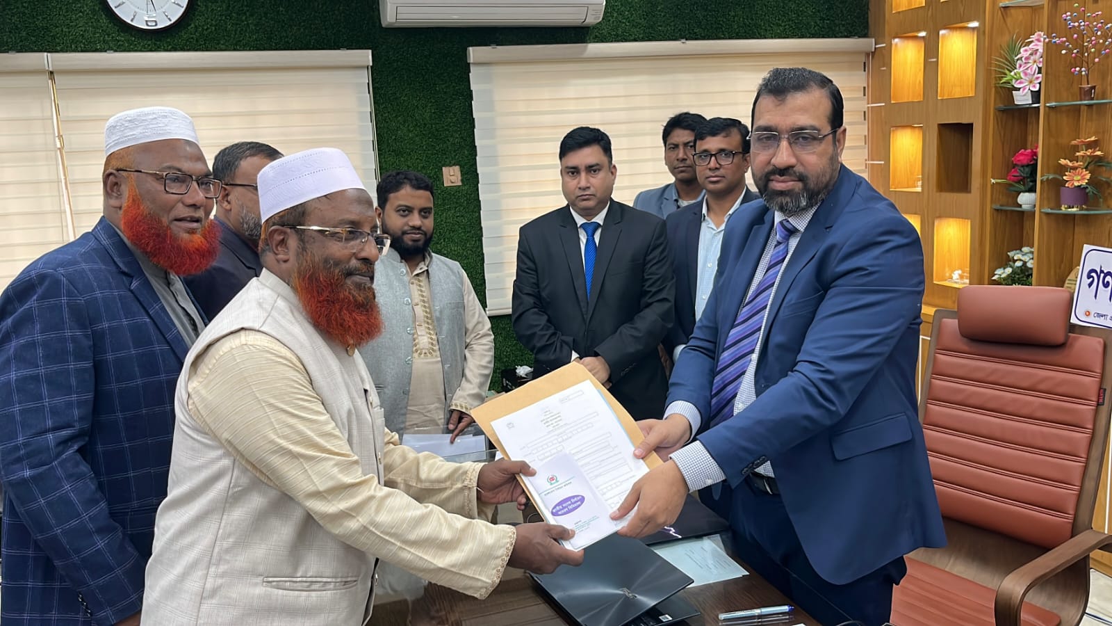 মেহেরপুরে জামায়াতে ইসলামীর দুই প্রার্থী নমিনেশন পেপার উত্তোলন