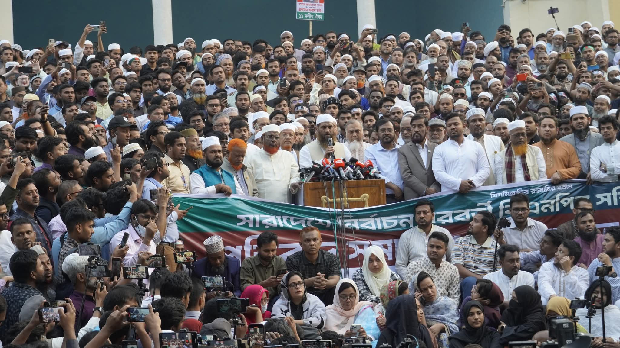 শান্তিপূর্ণ নির্বাচনের নাটক, সন্ধ্যার পর সূক্ষ্ম ইঞ্জিনিয়ারিং: মামুনুল হক